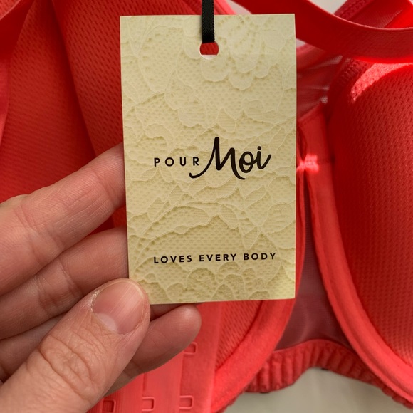 Pour Moi Energy Lightly Padded Convertible Underwire Sports Bra - Picture 5 of 9